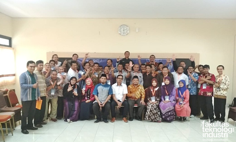 Pengkajian dan Pengamalan Muhammadiyah (PPKM) Kenaikan Pangkat Berkala Gelombang 1 Karyawan UAD