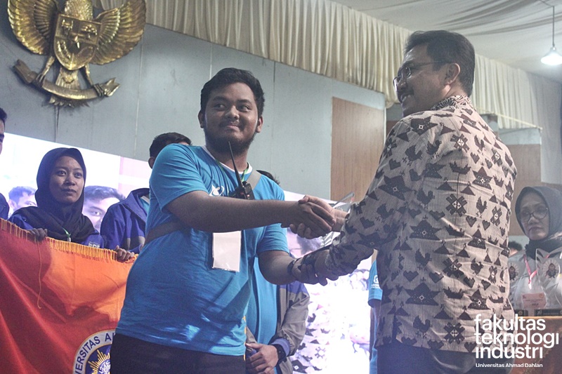 Kontes Robot Regional III Tahun 2019 Universitas Jenderal Soedirman (Unsoed), Purwokerto TIM Robot Universitas Ahmad Dahlan (UAD)