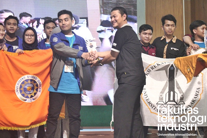 Kontes Robot Regional III Tahun 2019 Universitas Jenderal Soedirman (Unsoed), Purwokerto TIM Robot Universitas Ahmad Dahlan (UAD)