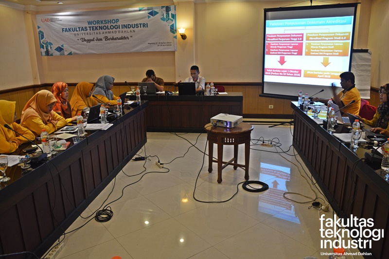 Workshop FTI Universitas Ahmad Dahlan (UAD)